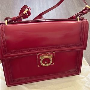 Rare❗️ New Salvatore Ferragamo 2Way Shoulder bag
